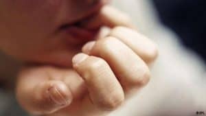 hilangkan tabiat gigit kuku